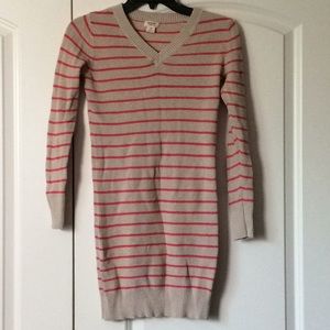 Long sleeves V neck sweater